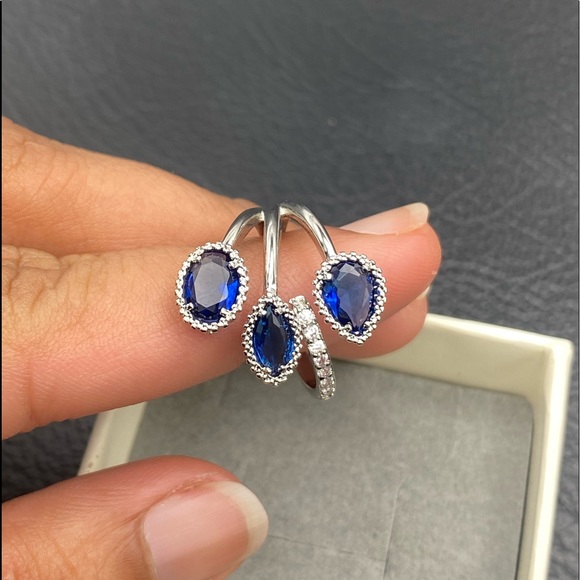 Marquise cut Blue Zircon Wrap ring - Picture 7 of 11